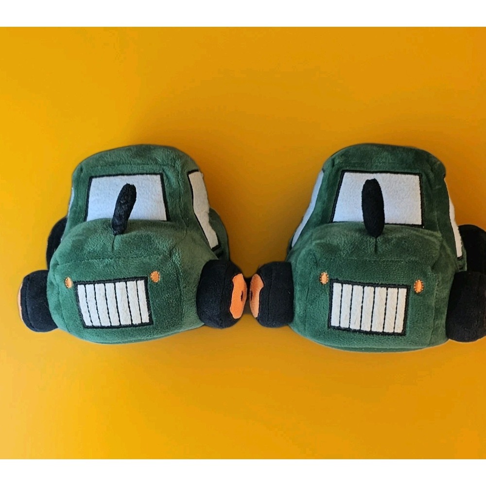 John Deere Child Green Tractor Shaped Slipper Size 9-10 Toddler